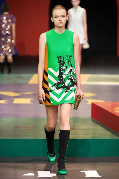 Look 52